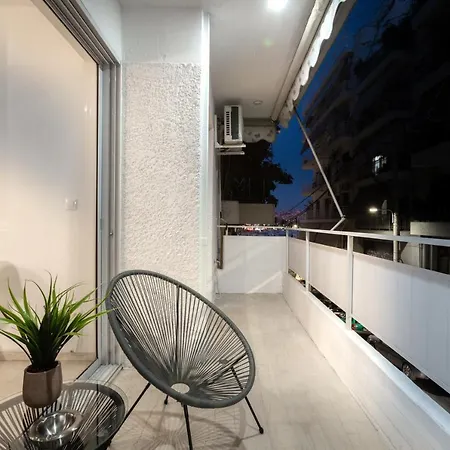 Apartment The White House Piraeus